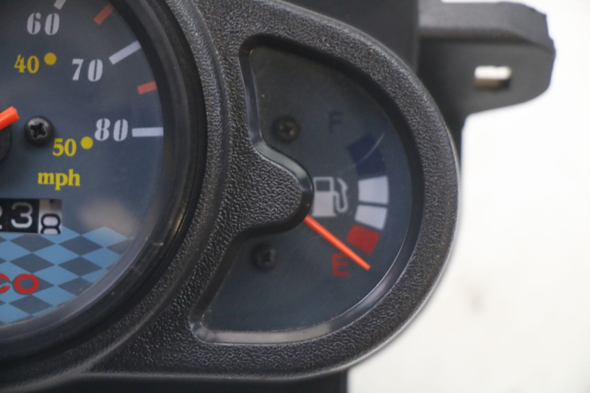 photo de SPEEDOMETER KYMCO AGILITY 4T 50 (2005 - 2018) - Technical close-up