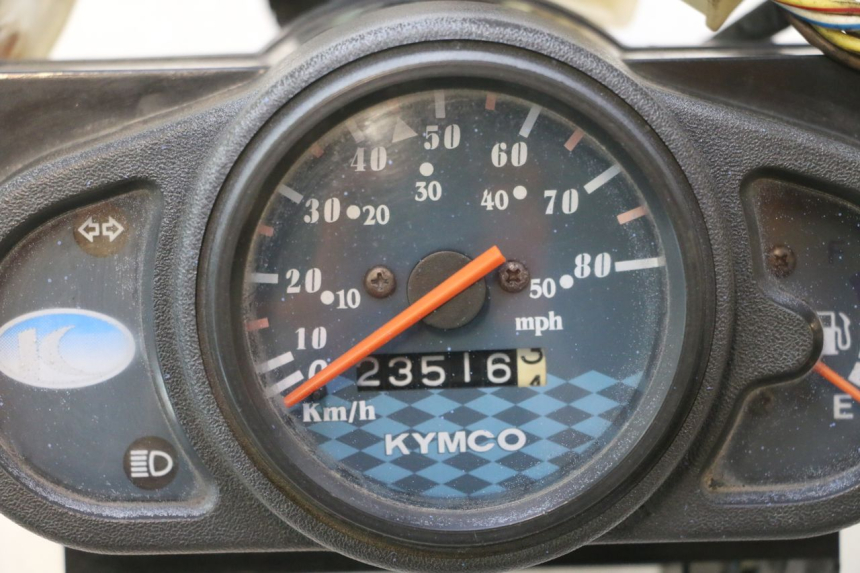 photo de SPEEDOMETER KYMCO AGILITY 4T 50 (2005 - 2018) - Distinctive features
