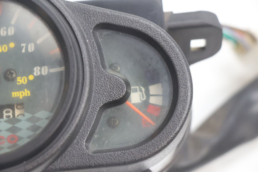 photo de SPEEDOMETER KYMCO AGILITY 4T 50 (2005 - 2018) - Technical close-up