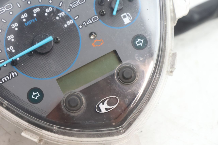 photo de SPEEDOMETER KYMCO AGILITY CITY 16P 125 (2015 - 2024) - Technical close-up