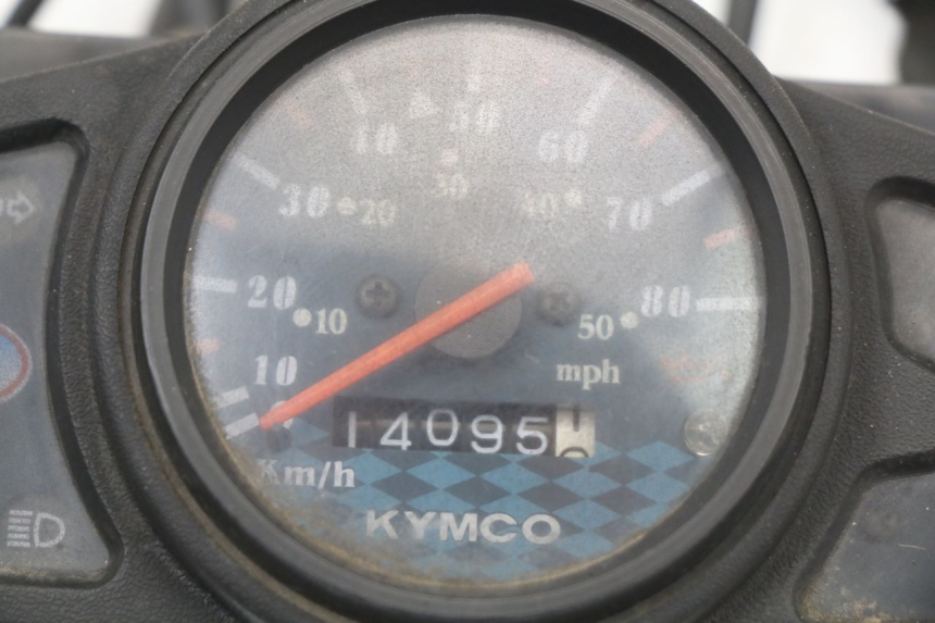 photo de SPEEDOMETER KYMCO AGILITY FR 2T 50 (2012 - 2017) - Alternative perspective