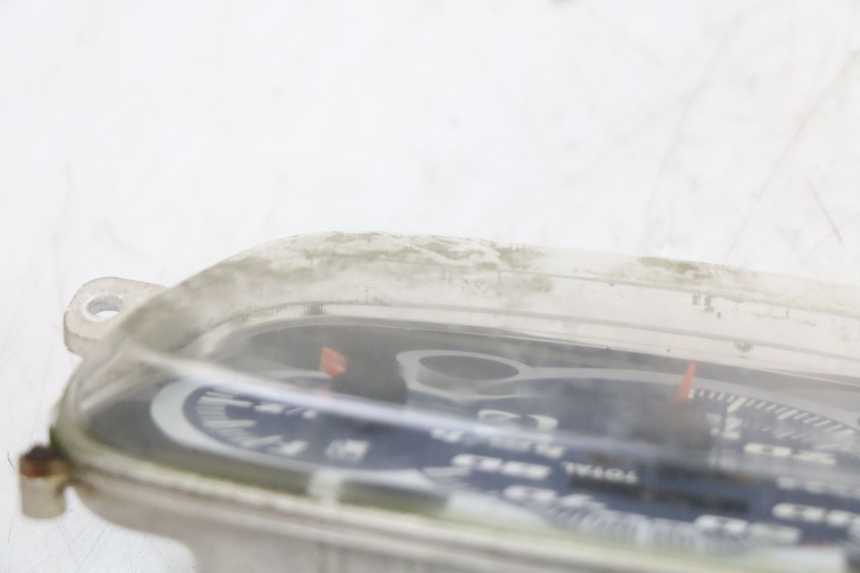 photo de SPEEDOMETER MBK BOOSTER SPIRIT 50 (2004 - 2017) - Fixing points details