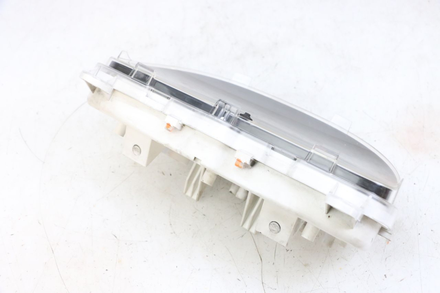 photo de SPEEDOMETER SUZUKI BURGMAN 650 (2013 - 2020) - Surface and material condition