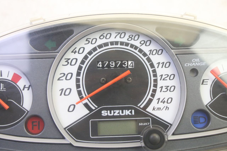 photo de SPEEDOMETER SUZUKI BURGMAN 125 (2007 - 2014) - Alternative perspective