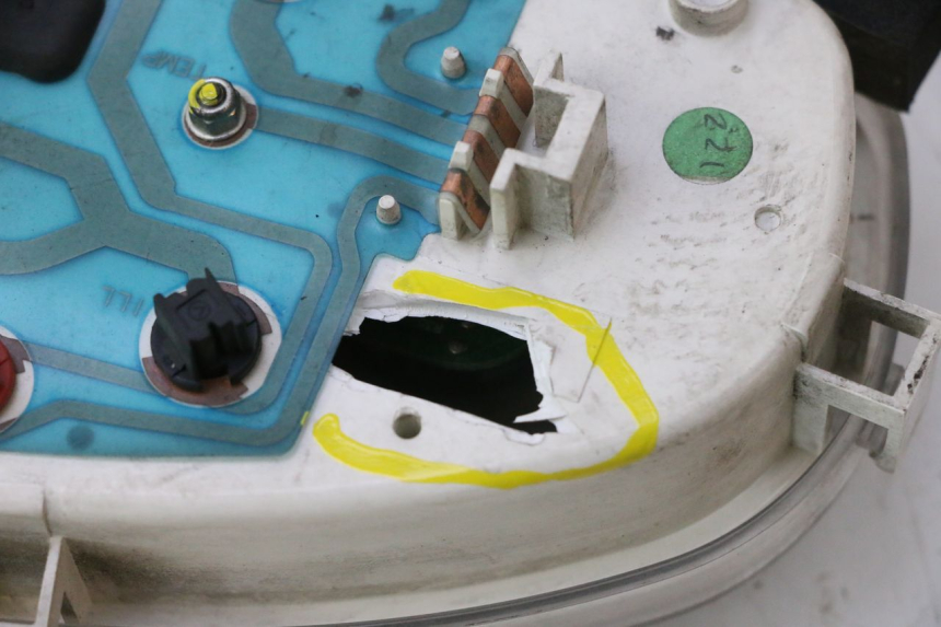 photo de SPEEDOMETER SUZUKI BURGMAN 125 (2007 - 2014) - High-resolution close-up