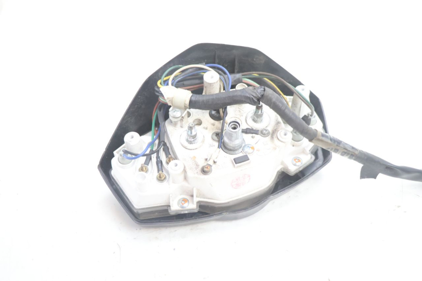 photo de SPEEDOMETER YAMAHA BW'S BWS 125 (2010 - 2013) - Surface and material condition