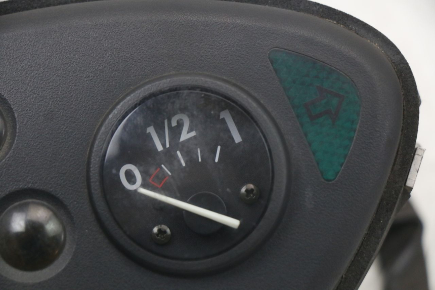 photo de SPEEDOMETER BMW C1 125 (2000 - 2003) - Alternative perspective