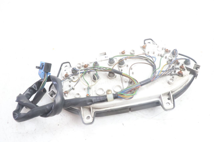 photo de SPEEDOMETER BMW C1 125 (2000 - 2003) - Fixing points details