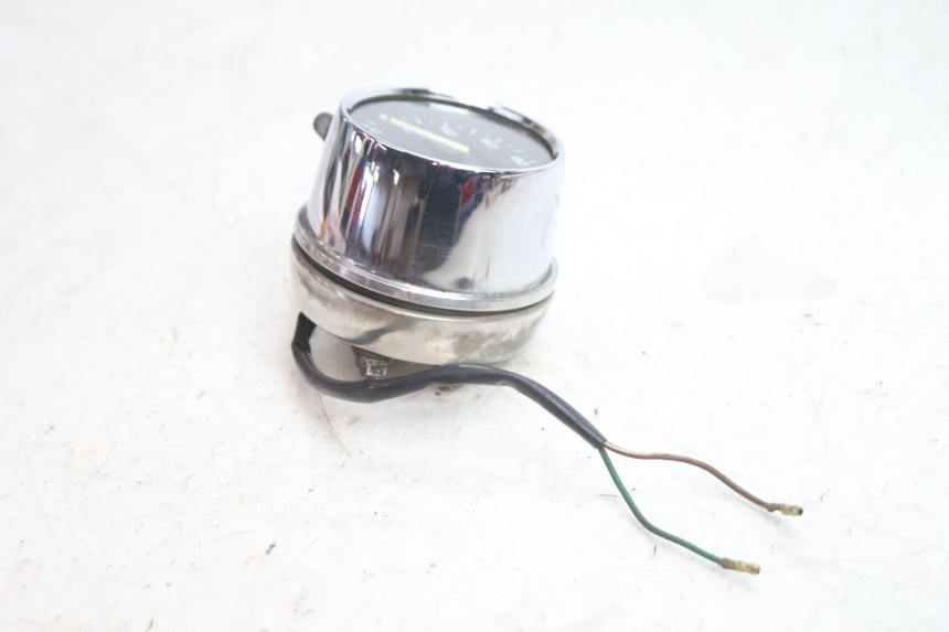 photo de SPEEDOMETER HONDA CB TWO FIFTY 250 (1991 - 2002) - Alternative perspective