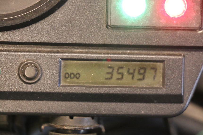 photo de SPEEDOMETER HONDA CBR 919 RR FIREBLADE 900 (1998 - 1999) - Additional view of the item