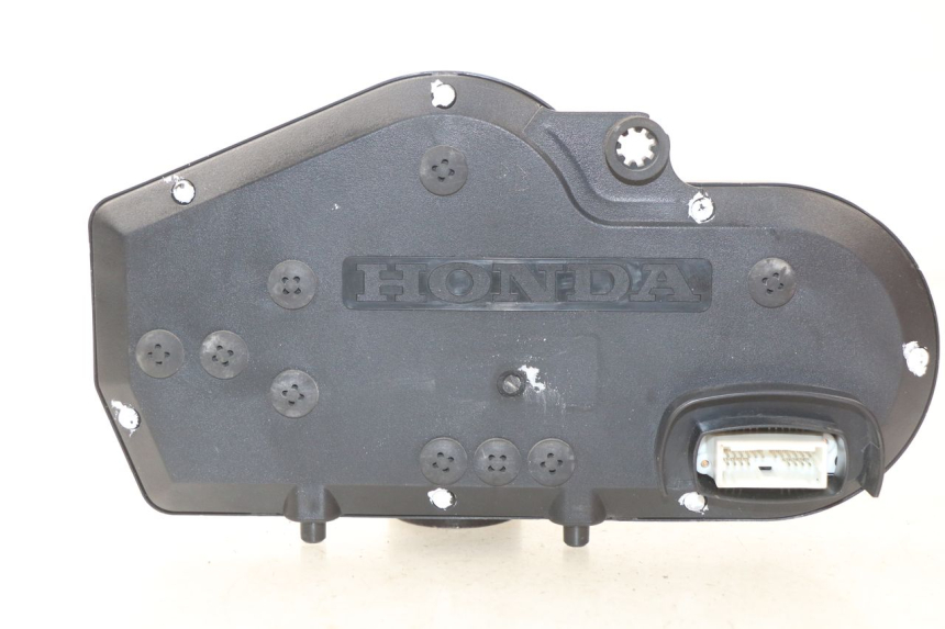 photo de SPEEDOMETER HONDA CBR 919 RR FIREBLADE 900 (1998 - 1999) - Fixing points details