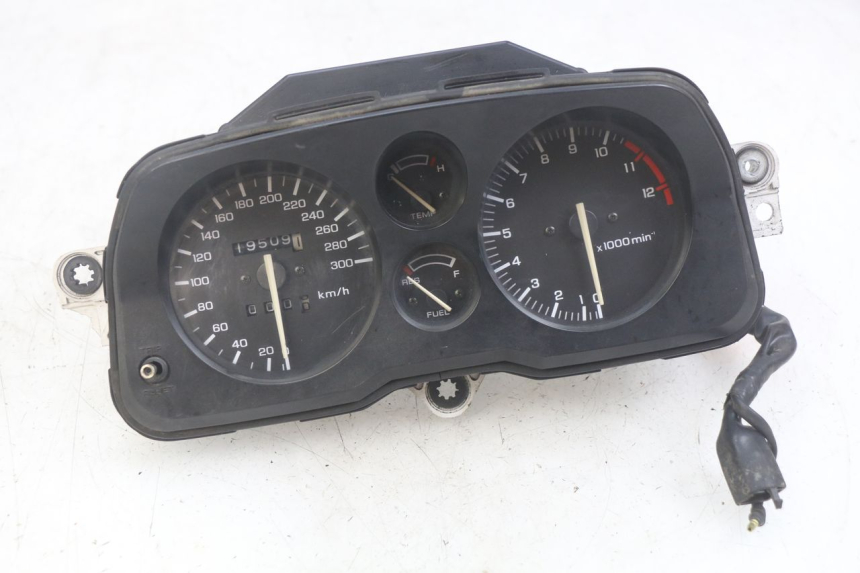 photo de SPEEDOMETER HONDA CBR F SC25 1000 (1989 - 1992) - Main view