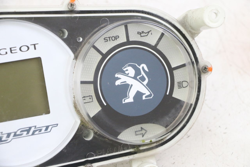 photo de SPEEDOMETER PEUGEOT CITYSTAR 50 (2013 - 2017) - Distinctive features