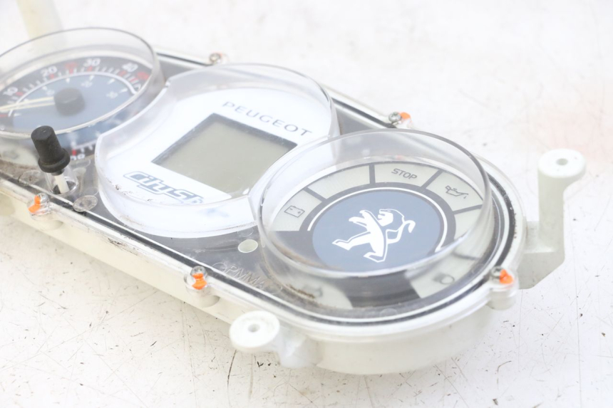 photo de SPEEDOMETER PEUGEOT CITYSTAR 50 (2013 - 2017) - Technical close-up