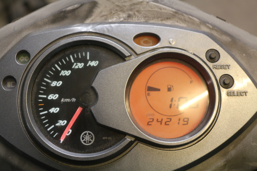photo de SPEEDOMETER YAMAHA CYGNUS X INJECTION 125 (2007 - 2013) - Distinctive features