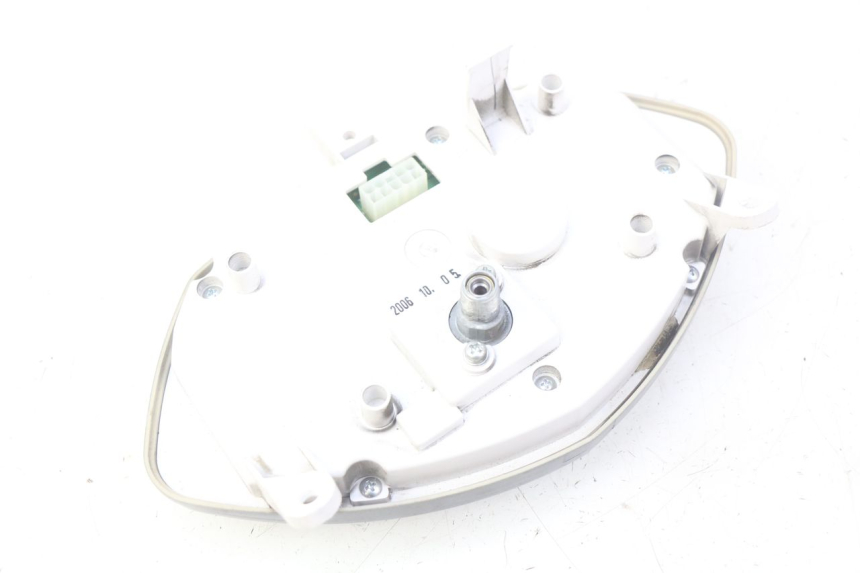 photo de SPEEDOMETER YAMAHA CYGNUS X INJECTION 125 (2007 - 2013) - Technical close-up