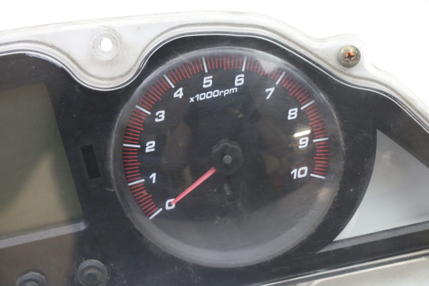 photo de SPEEDOMETER KYMCO DINK STREET 125 (2009 - 2014) - Technical close-up