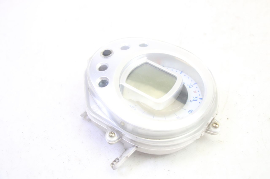 photo de SPEEDOMETER PEUGEOT DJANGO 4T 50 (2014 - 2019) - Alternative perspective