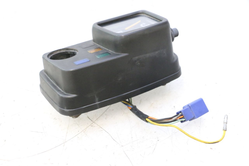 photo de SPEEDOMETER SUZUKI DR S 600 (1985 - 1989) - Zoom on usage condition