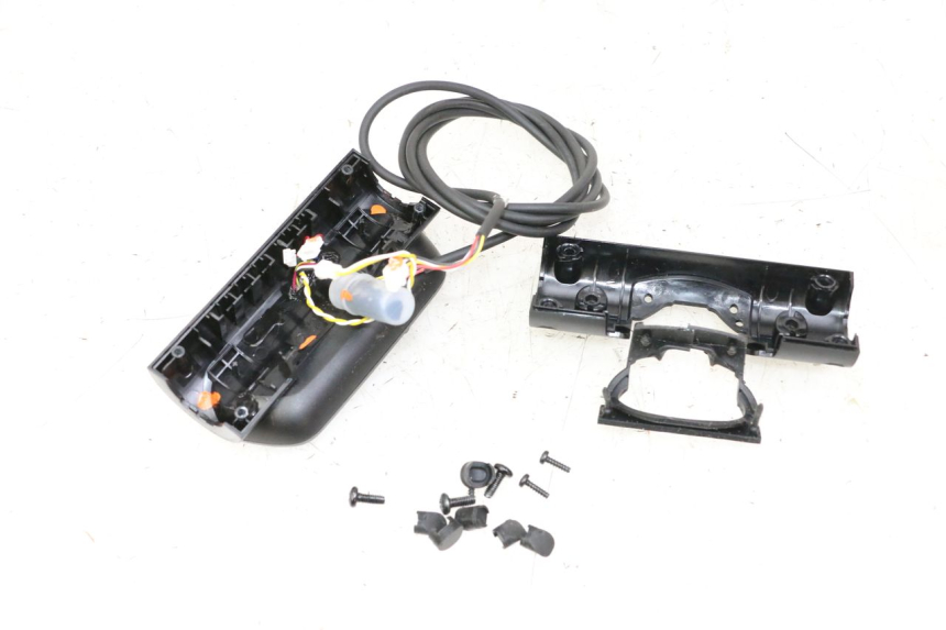 photo de SPEEDOMETER SEGWAY NINEBOT E2 1 - Distinctive features