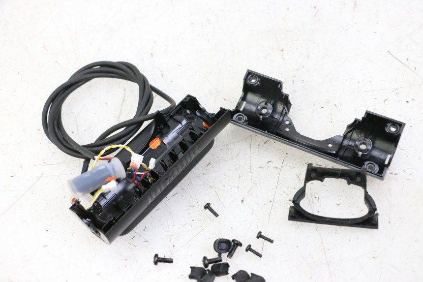 photo de SPEEDOMETER SEGWAY NINEBOT E2 1 - Fixing points details