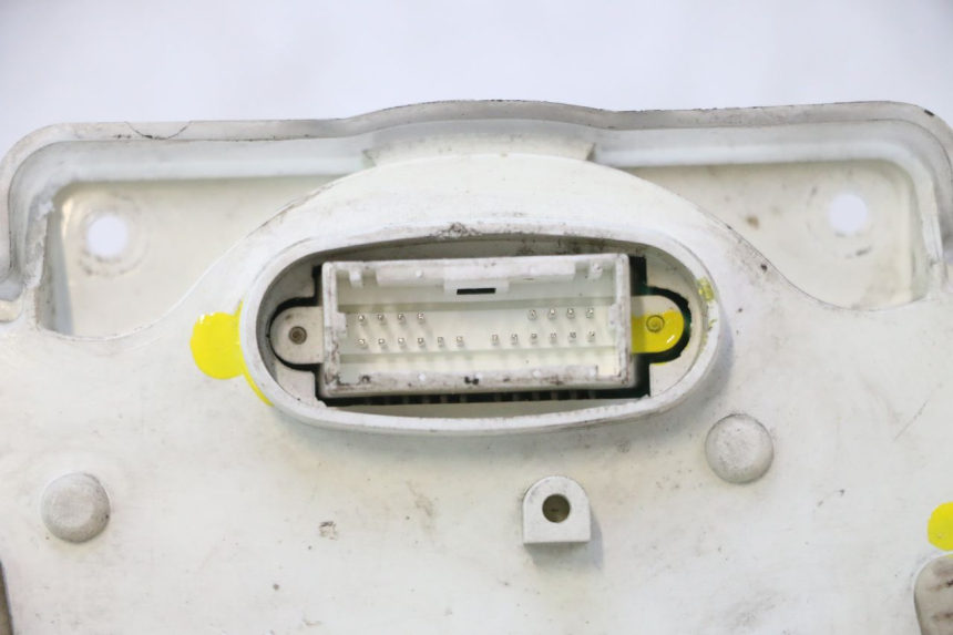 photo de SPEEDOMETER PEUGEOT ELYSTAR 50 (2002 - 2014) - Fixing points details