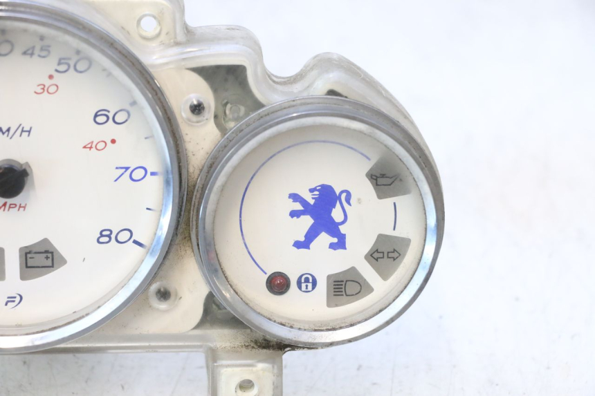 photo de SPEEDOMETER PEUGEOT ELYSTAR 50 (2002 - 2014) - Additional view of the item