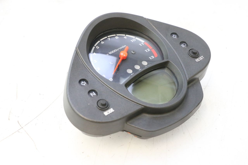 photo de SPEEDOMETER KAWASAKI ER-6 ER6 N 650 (2005 - 2009) - Distinctive features