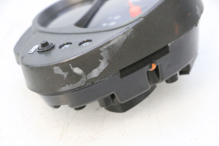 photo de SPEEDOMETER KAWASAKI ER-6 ER6 N 650 (2005 - 2009) - High-resolution close-up