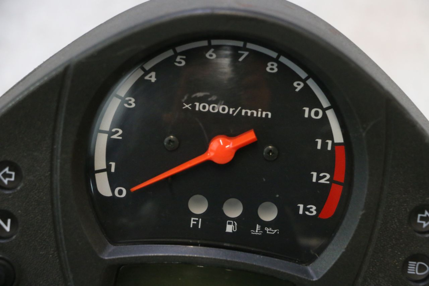 photo de SPEEDOMETER KAWASAKI ER-6 ER6 N 650 (2005 - 2009) - Surface and material condition