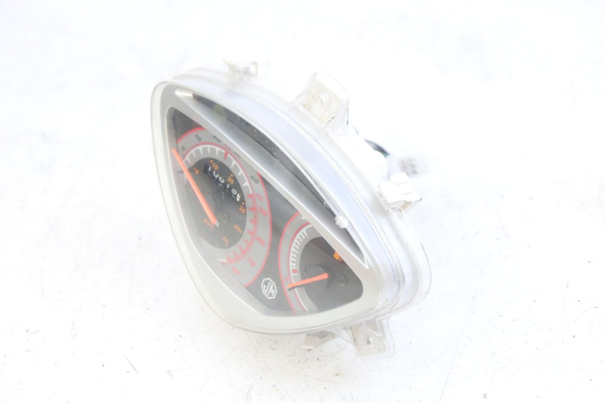 photo de SPEEDOMETER JM MOTORS EVOLIS 4T 50 (2018 - 2022) - Zoom on usage condition