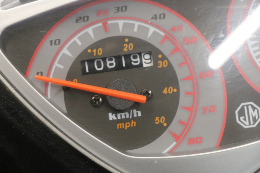 photo de SPEEDOMETER JM MOTORS EVOLIS 4T 50 (2018 - 2022) - Fixing points details