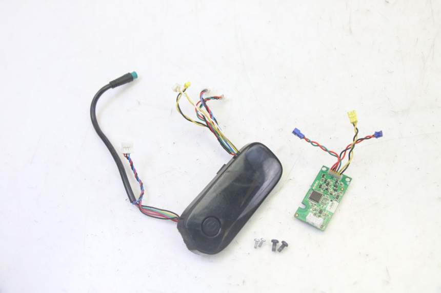 photo de SPEEDOMETER SEGWAY NINEBOT F65I 1 - Zoom on usage condition