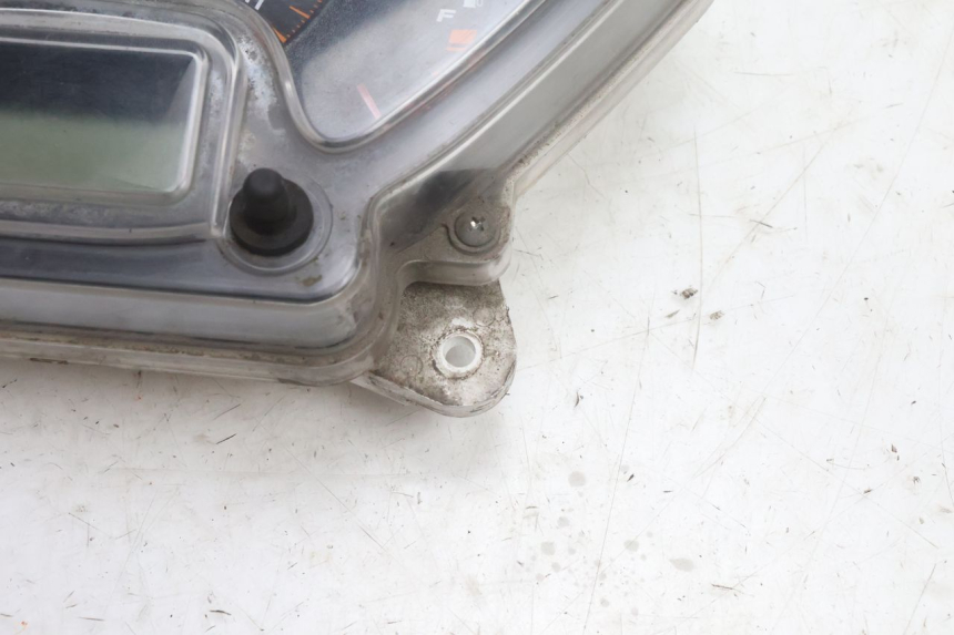 photo de SPEEDOMETER HONDA FES PANTHEON 125 (2003 - 2007) - Surface and material condition