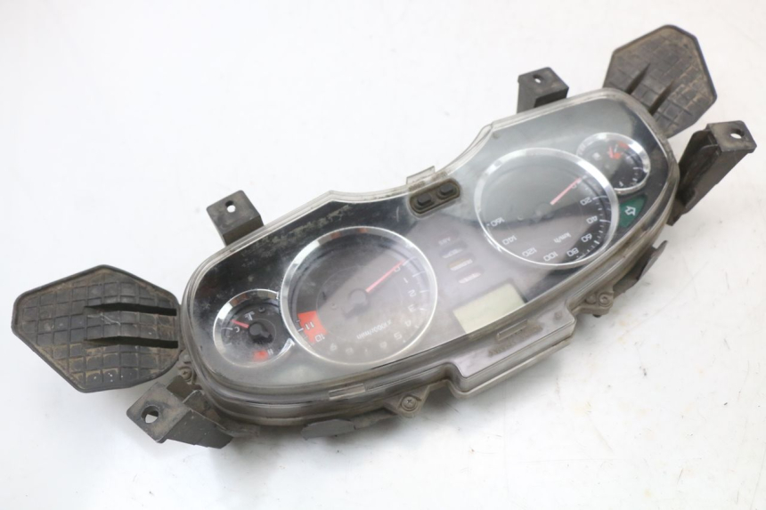 photo de SPEEDOMETER HONDA FES S-WING SWING ABS 125 (2007 - 2015) - Product overview