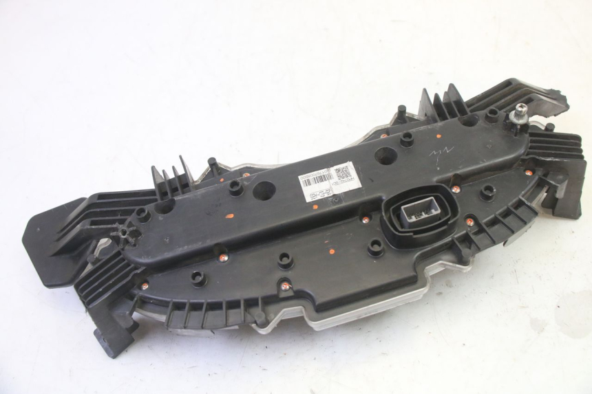 photo de SPEEDOMETER HONDA FES S-WING SWING ABS 125 (2007 - 2015) - Distinctive features