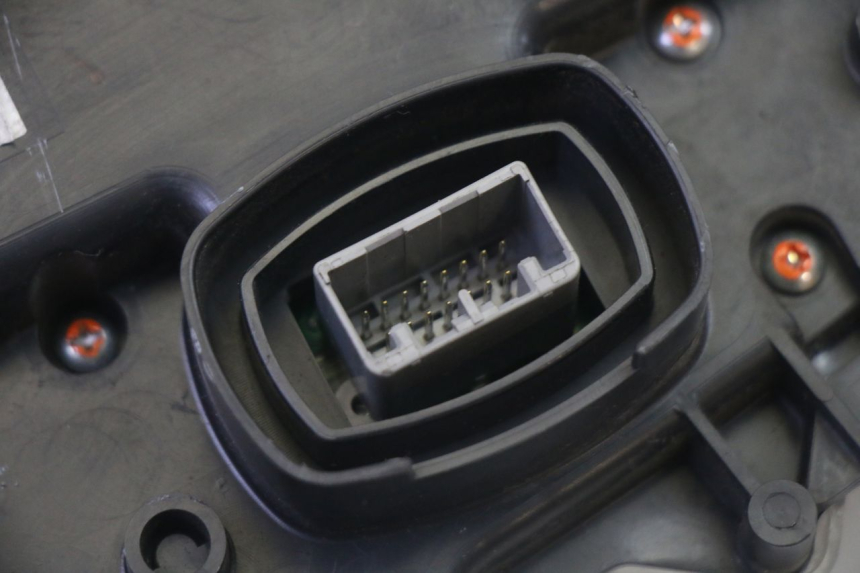 photo de SPEEDOMETER HONDA FES S-WING SWING ABS 125 (2007 - 2015) - Component zoom