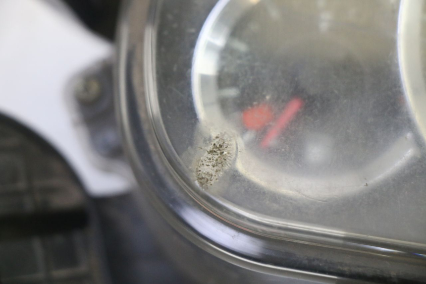 photo de SPEEDOMETER HONDA FES S-WING SWING ABS 125 (2007 - 2015) - Alternative perspective