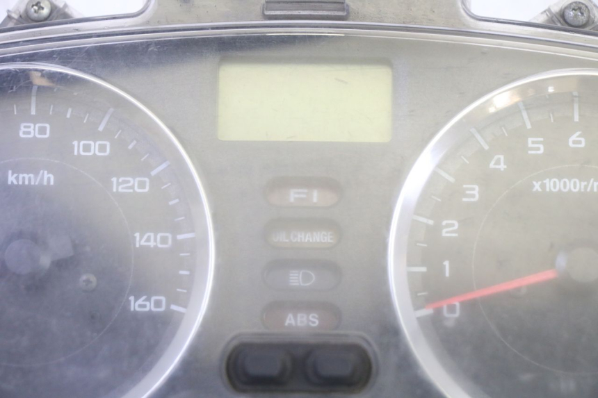 photo de SPEEDOMETER HONDA FES S-WING SWING ABS 125 (2007 - 2015) - Technical close-up