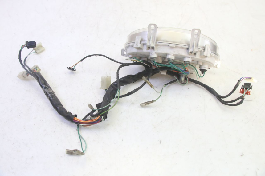 photo de SPEEDOMETER SYM FIDDLE 3 III 125 (2014 - 2020) - Fixing points details