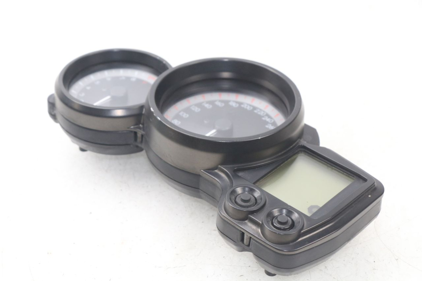 photo de SPEEDOMETER YAMAHA FJR ABS 1300 (2006 - 2012) - Fixing points details