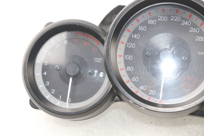 photo de SPEEDOMETER YAMAHA FJR ABS 1300 (2006 - 2012) - Checked used part