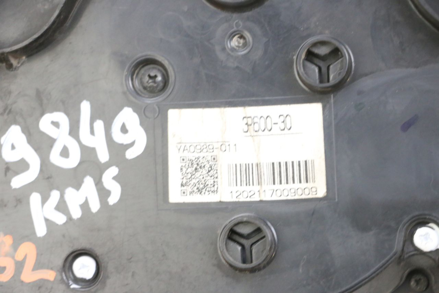 photo de SPEEDOMETER YAMAHA FJR ABS 1300 (2006 - 2012) - Alternative perspective