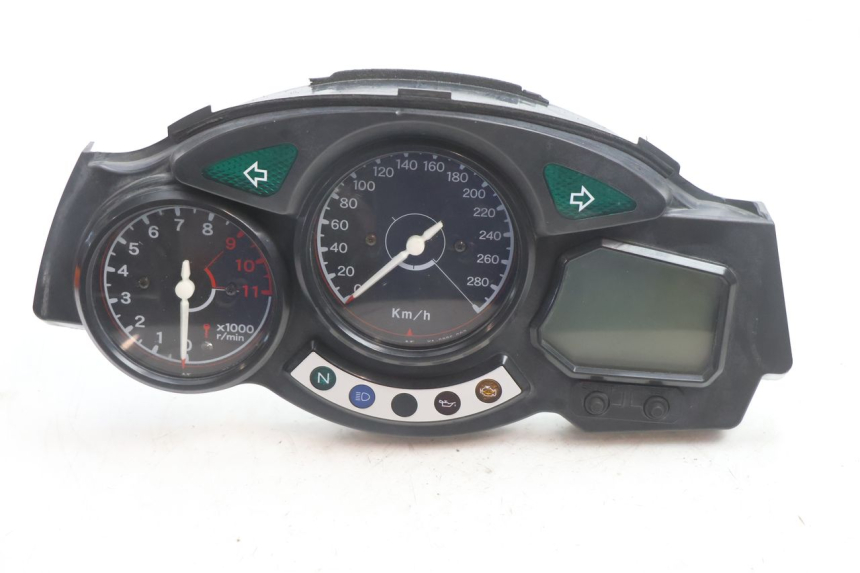 photo de SPEEDOMETER YAMAHA FJR 1300 (2001 - 2005) - Main view