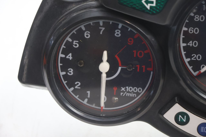 photo de SPEEDOMETER YAMAHA FJR 1300 (2001 - 2005) - Component detail