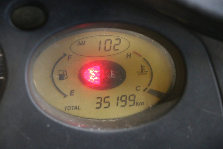 photo de SPEEDOMETER HONDA FJS SILVER WING SILVERWING 400 (2005 - 2008) - Technical close-up