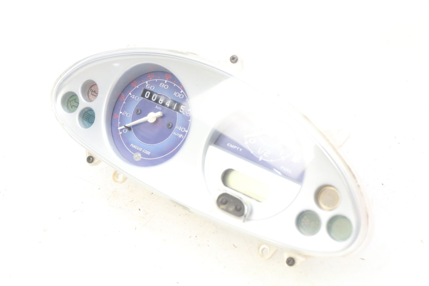 photo de SPEEDOMETER PIAGGIO FLY 100 (2006 - 2010) - Surface and material condition