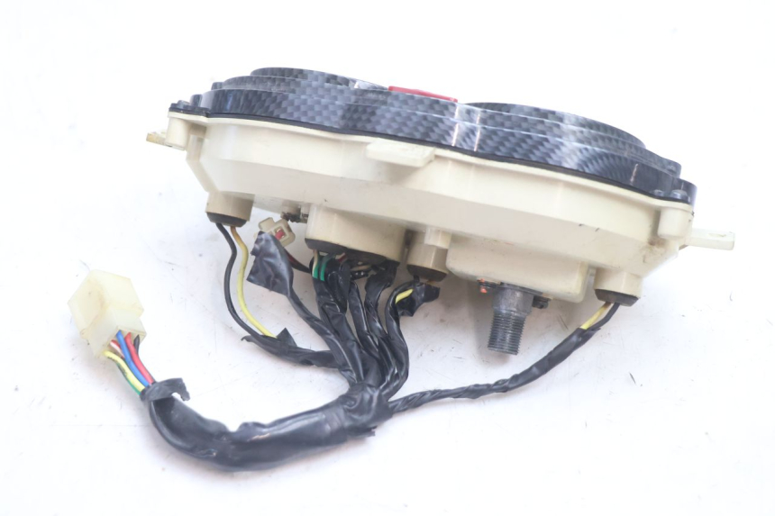 photo de SPEEDOMETER KEEWAY FOCUS 50 (2006 - 2009) - Fixing points details