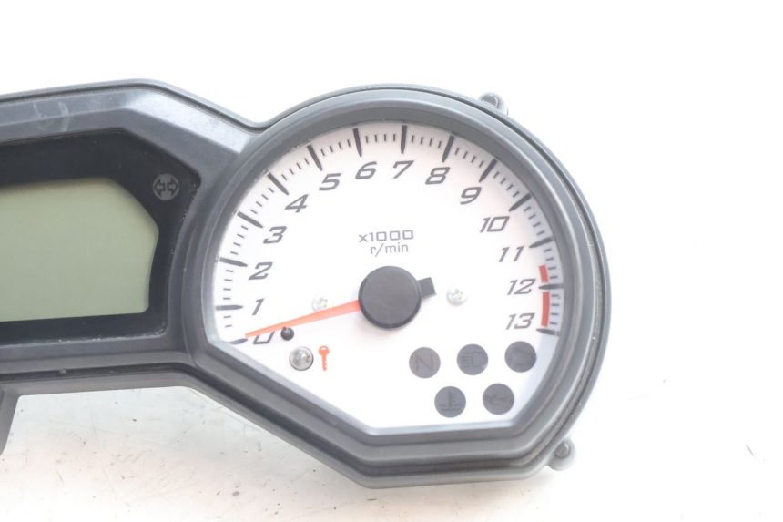 photo de SPEEDOMETER YAMAHA FZ8 800 (2010 - 2016) - Zoom on usage condition