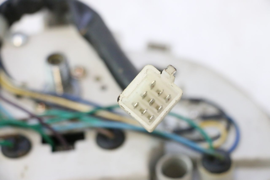 photo de SPEEDOMETER VASTRO GP 2T 50 (2013 - 2017) - High-resolution close-up